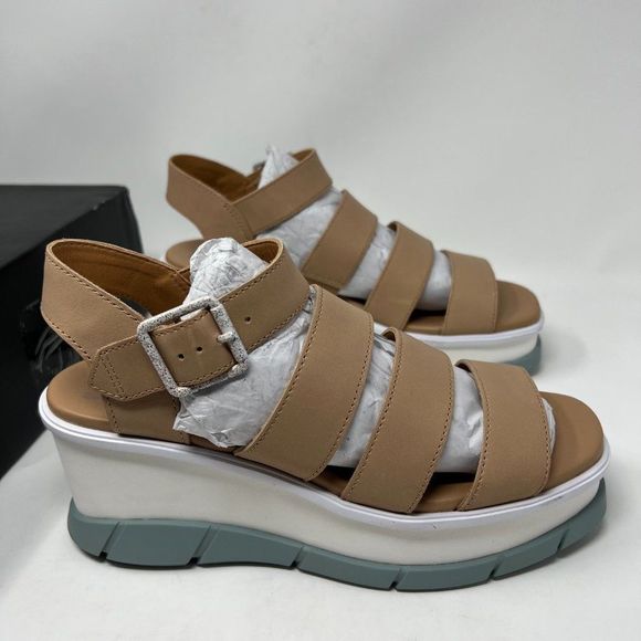 Sorel Tan and White Women's Sandals - Picture 7 of 11